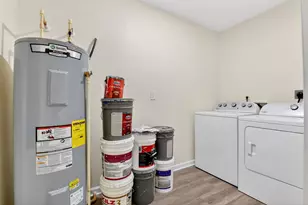 857 W 3rd St, Riviera Beach, FL 33404 - Photo 12