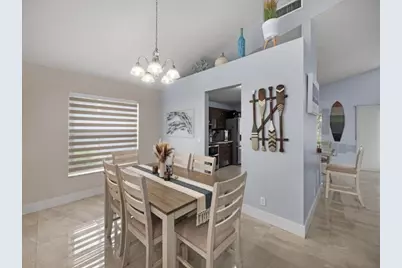 126 Hammocks Court, Greenacres, FL 33413 - Photo 6