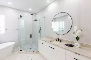 2443 Players Ct, Wellington, FL 33414 - Photo 28