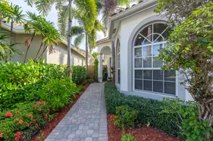 2443 Players Ct, Wellington, FL 33414 - Photo 2