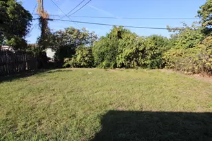 346 W 15th St, Riviera Beach, FL 33404 - Photo 22