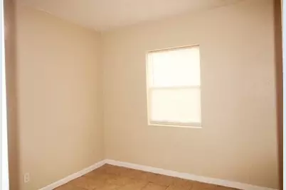 346 W 15th Street, Riviera Beach, FL 33404 - Photo 6