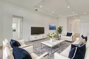 9998 N Regency Way, Palm Beach Gardens, FL 33412 - Photo 2