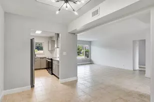 208 NW 1st St, Boynton Beach, FL 33435 - Photo 10