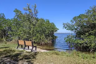 530 N 7th Pl, Vero Beach, FL 32962 - Photo 28