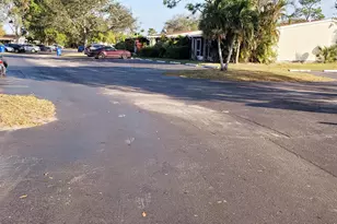 530 N 7th Pl, Vero Beach, FL 32962 - Photo 24