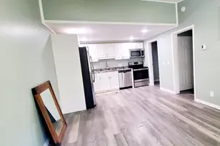 530 N 7th Pl, Vero Beach, FL 32962 - Photo 1