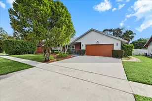 5136 Beechwood Rd, Delray Beach, FL 33484 - Photo 2