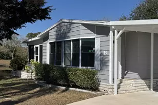 19 La Viilla Ct, Fort Pierce, FL 34951 - Photo 1