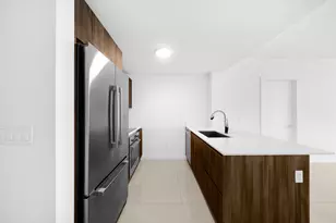 488 NE 18th St, Miami, FL 33132 - Photo 22