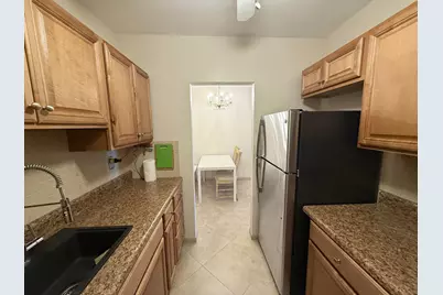 2204 Lake Osborne Drive #5, Lake Worth Beach, FL 33461 - Photo 6