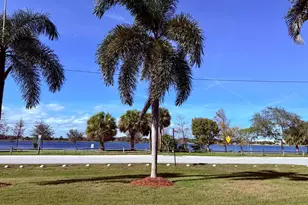 2204 Lake Osborne Dr, Lake Worth Beach, FL 33461 - Photo 14