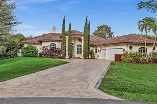 920 NW 122nd Ave, Plantation, FL 33325 - Photo 2