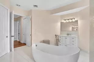 920 NW 122nd Ave, Plantation, FL 33325 - Photo 38