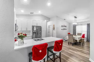 5112 Aurora Lake Cir, Greenacres, FL 33463 - Photo 14