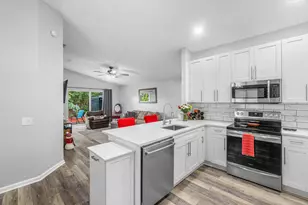 5112 Aurora Lake Cir, Greenacres, FL 33463 - Photo 10