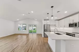 1401 SW Oriole Ln, Port Saint Lucie, FL 34953 - Photo 6