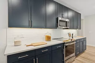 1034 SW Jennifer Terrace, Port Saint Lucie, FL 34953 - Photo 2