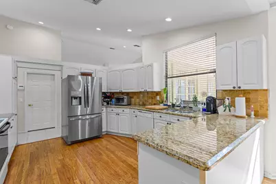 9055 Cypress Hollow Drive, Palm Beach Gardens, FL 33418 - Photo 14
