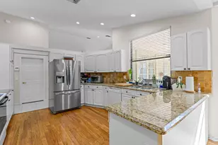 9055 Cypress Hollow Dr, Palm Beach Gardens, FL 33418 - Photo 14