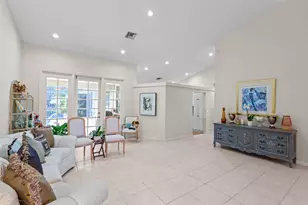 9055 Cypress Hollow Dr, Palm Beach Gardens, FL 33418 - Photo 8