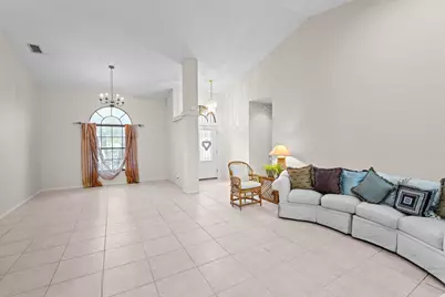 9055 Cypress Hollow Drive, Palm Beach Gardens, FL 33418 - Photo 8