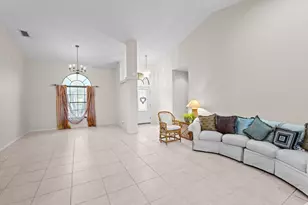 9055 Cypress Hollow Dr, Palm Beach Gardens, FL 33418 - Photo 8