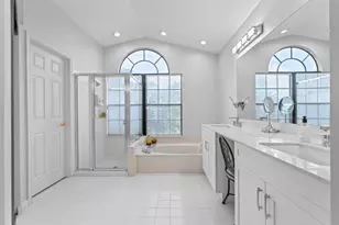 9055 Cypress Hollow Dr, Palm Beach Gardens, FL 33418 - Photo 22