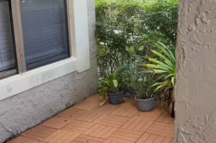 5855 Northpointe Ln, Boynton Beach, FL 33437 - Photo 6