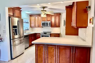 10633 Greenbriar Ct, Boca Raton, FL 33498 - Photo 6