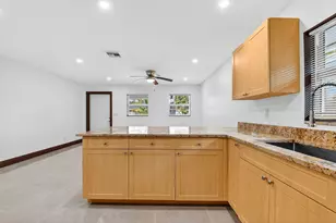 2932 Saginaw Ave, West Palm Beach, FL 33409 - Photo 14