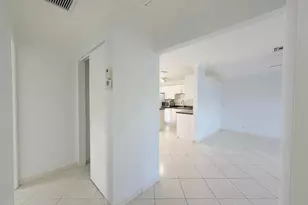 2704 Knight Ln, Delray Beach, FL 33445 - Photo 12