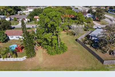 114 SW Evans Avenue, Port Saint Lucie, FL 34984 - Photo 18