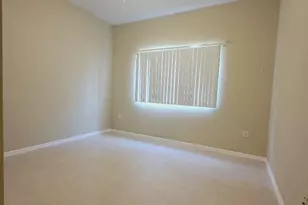 220 Crestwood Cir, Royal Palm Beach, FL 33411 - Photo 8