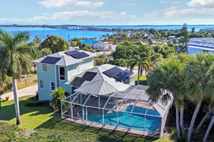 3781 NE Cheri Dr, Jensen Beach, FL 34957 - Photo 2