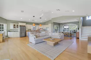 3781 NE Cheri Dr, Jensen Beach, FL 34957 - Photo 8