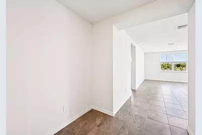 5469 Hampton Park Circle, Vero Beach, FL 32966 - Photo 6