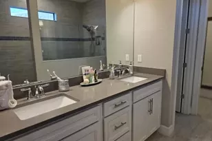 527 SE Vallarta Dr, Port Saint Lucie, FL 34984 - Photo 12