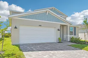 5461 Hampton Park Cir, Vero Beach, FL 32966 - Photo 2