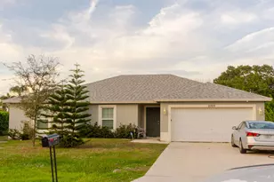 2325 SE Calcutta Cir, Port Saint Lucie, FL 34952 - Photo 1