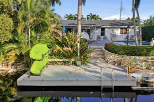 1905 Meadow Ct, Palm Springs, FL 33406 - Photo 2