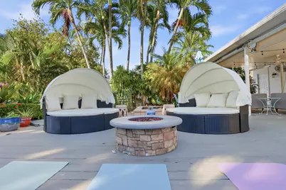 1905 Meadow Court, Palm Springs, FL 33406 - Photo 36