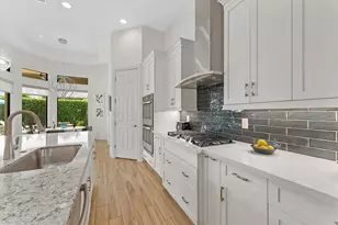 9475 Kalmar Cir W, Parkland, FL 33076 - Photo 10