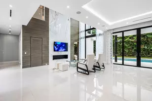 2391 Areca Palm Rd, Boca Raton, FL 33432 - Photo 14