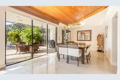 10571 Boca Woods Lane, Boca Raton, FL 33428 - Photo 14