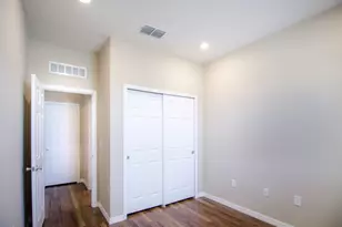 5600 NW Pine Trail Cir, Port Saint Lucie, FL 34983 - Photo 12