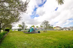 5600 NW Pine Trail Cir, Port Saint Lucie, FL 34983 - Photo 28