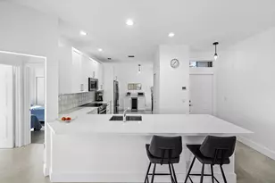 10605 Royal Caribbean Cir, Boynton Beach, FL 33437 - Photo 10