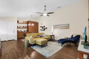 2404 Pin Oak Ct, Palm Beach Gardens, FL 33410 - Photo 2