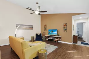 2404 Pin Oak Ct, Palm Beach Gardens, FL 33410 - Photo 8